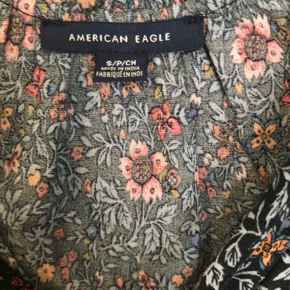 2/$25 Cute American Eagle Boho Top - Picture 4 of 8